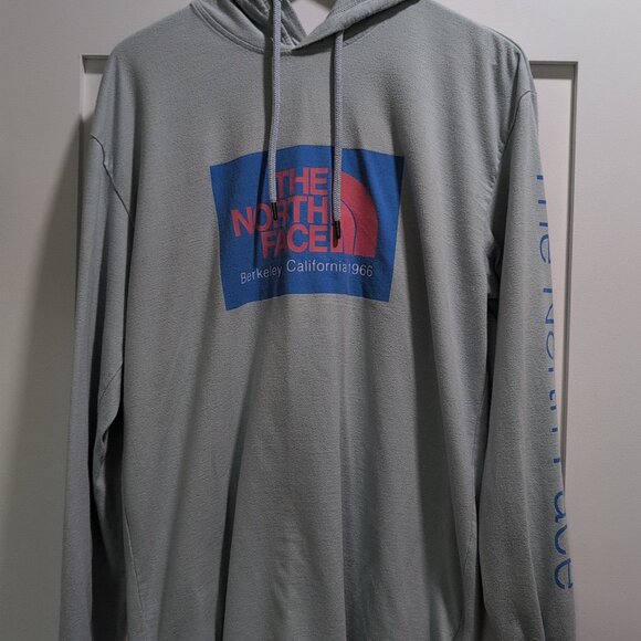 Men's North Face Hooded Lightweight Pullover - Picture 8 of 8